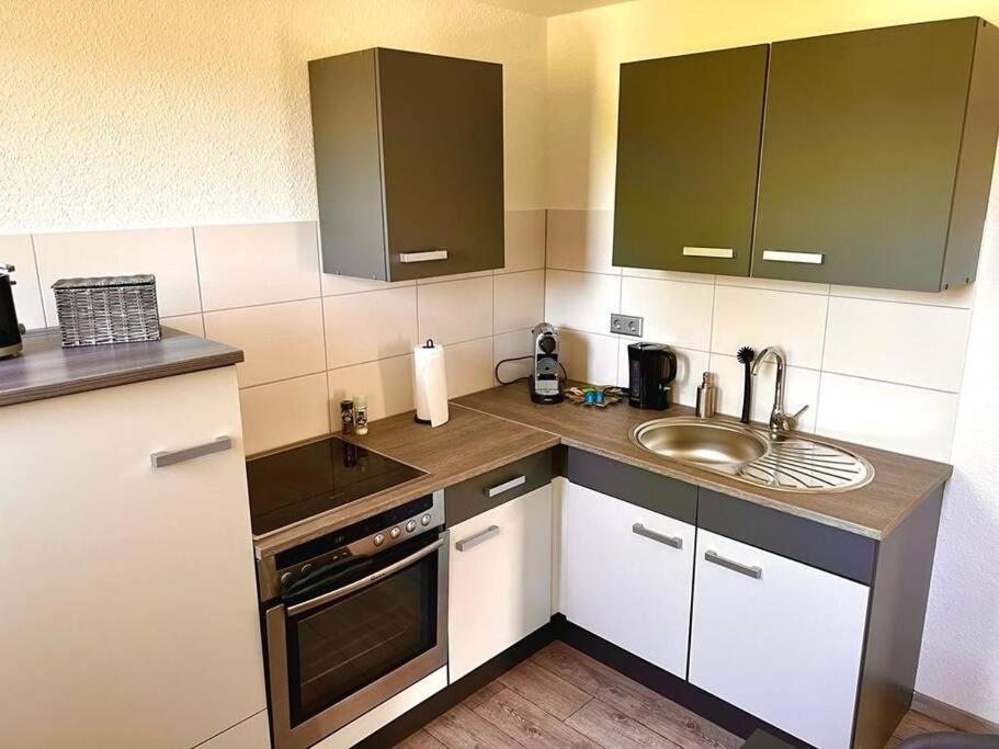 Zuhause Im Ruhrgebiet 2 Mit Balkon Appartement Oberhausen  Buitenkant foto