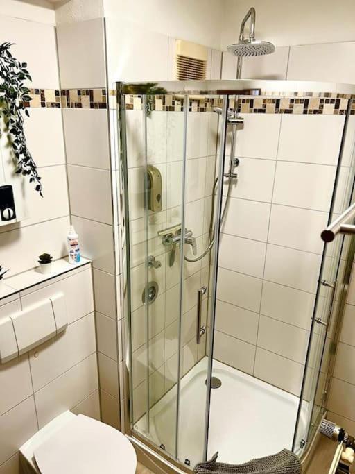 Zuhause Im Ruhrgebiet 2 Mit Balkon Appartement Oberhausen  Buitenkant foto